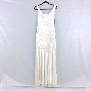 Groupe J. S. Ivory Wedding Gown 4 New With Tag